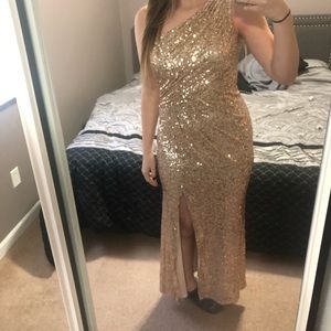 Dress (bridesmaid, prom)